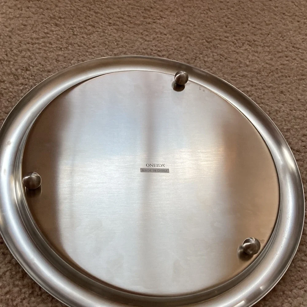 Oneida round stainless